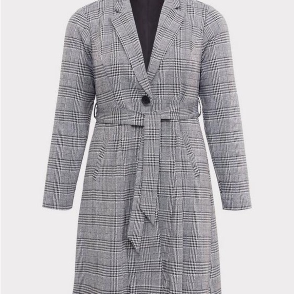 Torrid Black and White Plaid Blazer - Picture 4 of 5